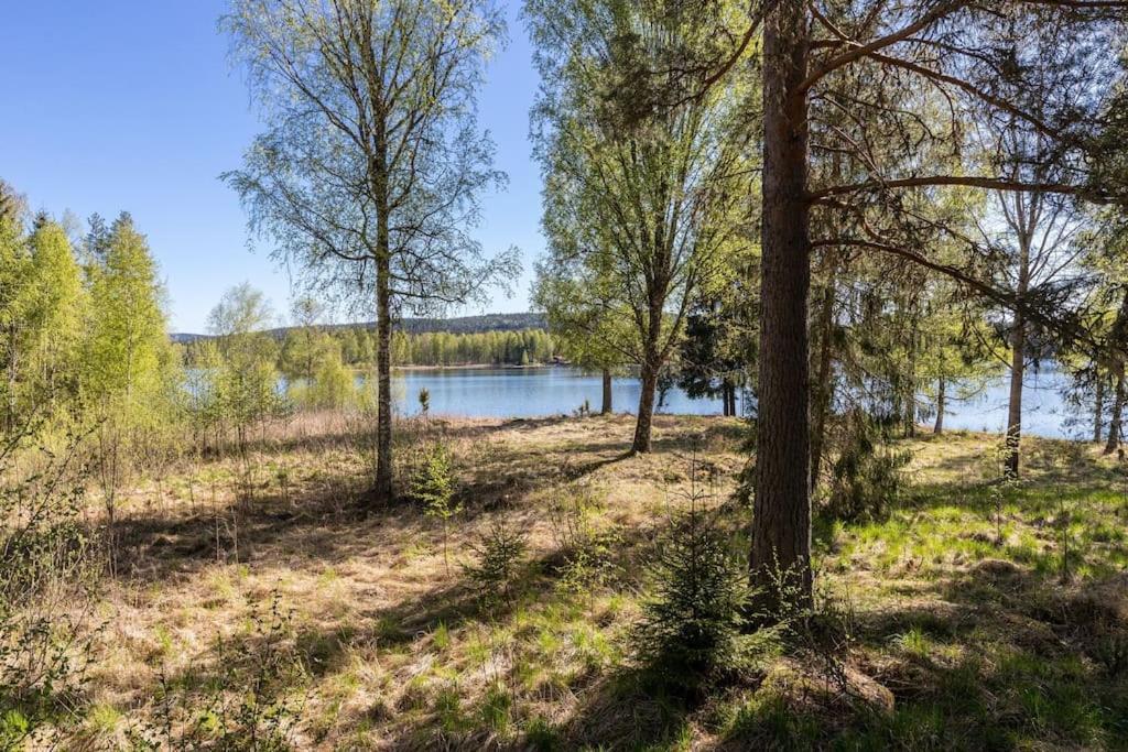 Cozy Cottage By The Lake, Charlottenberg Amotfors Exterior photo
